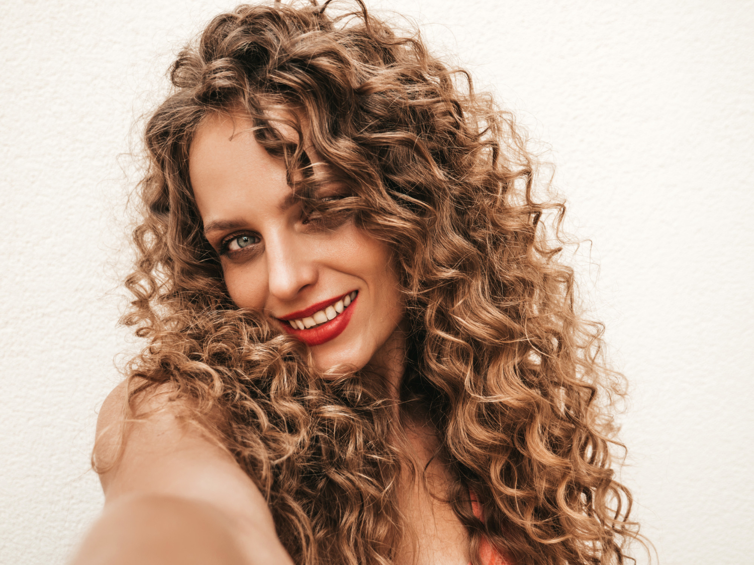 Seguir essas DICAS fará com que você alcance o sonhado cabelo RAPUNZEL