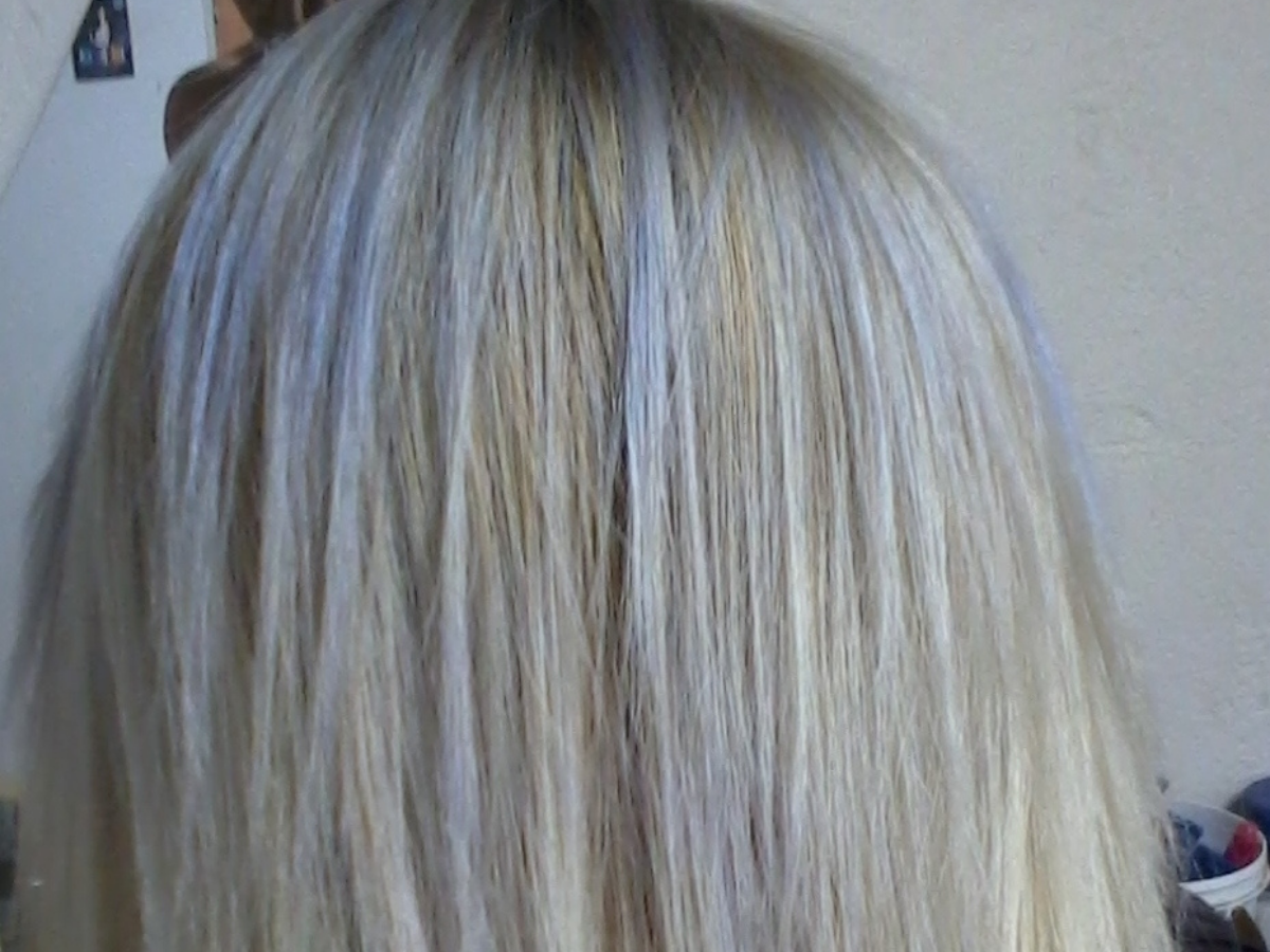 chumbado do cabelo loiro