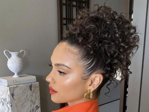 cabelo cacheado penteado formatura