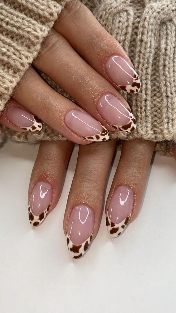 Francesinhas com Animal Print (Foto Pinterest)Unhas decoradas para maio