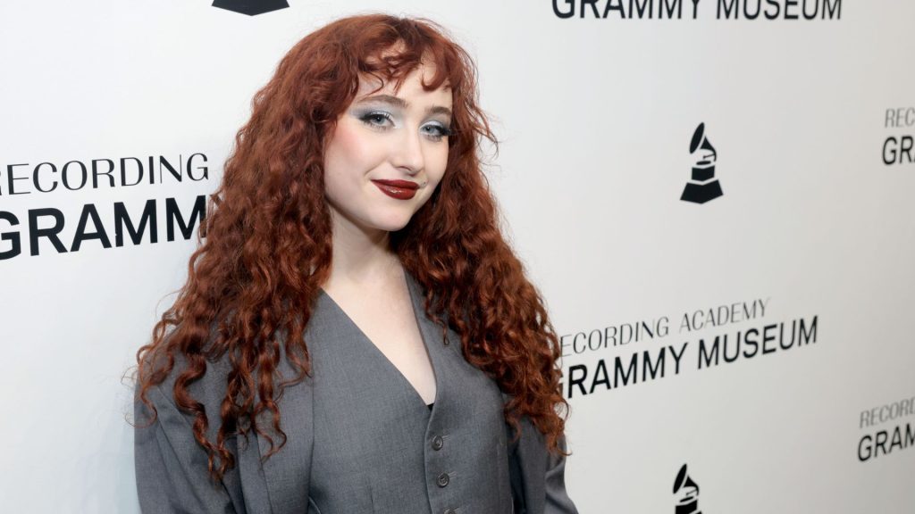 Chappell Roan cabelos ruivos 2025