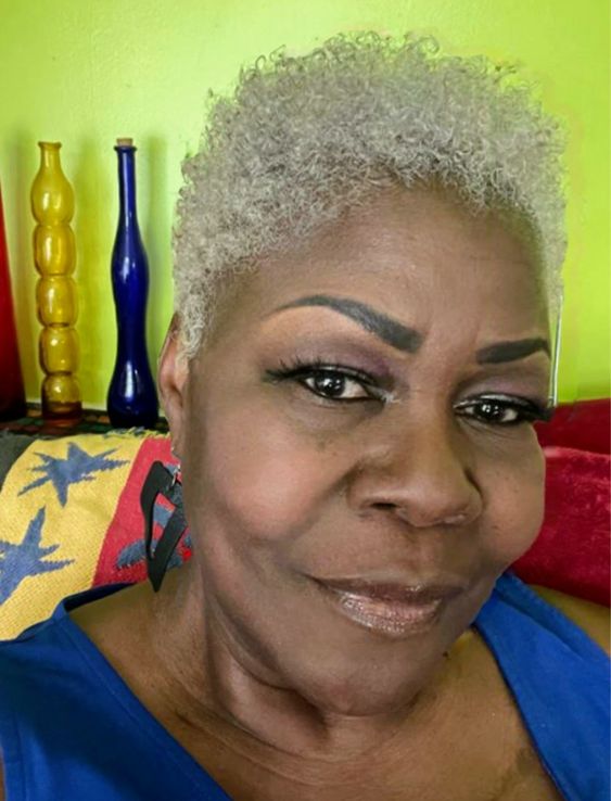 Pixie (Pinterest) -cortes de cabelo que idosas