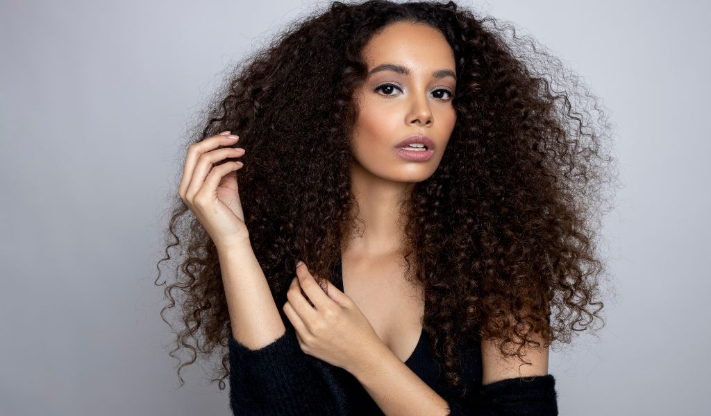 cabelos volumosos creme de pentear leve