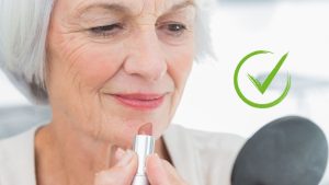 Os 5 batons mais poderosos para mulheres de 60 anos que prometem rejuvenescer os lábios