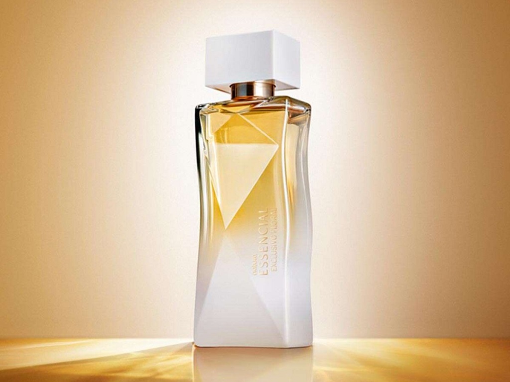 Essencial Exclusivo Floral Feminino