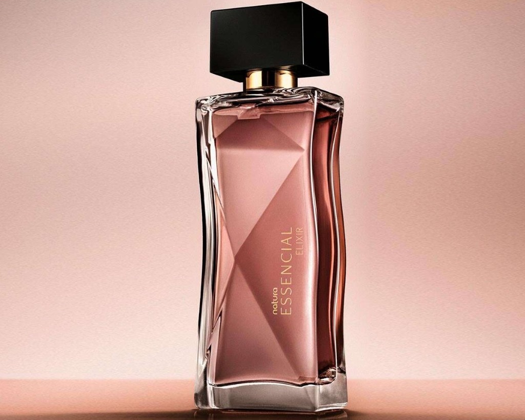 Essencial Elixir Feminino é um dos perfumes da Natura com cheiro de mulher rica