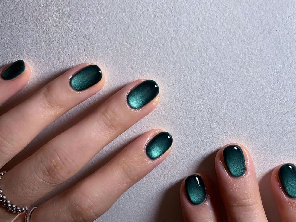unhas olho de gato verde