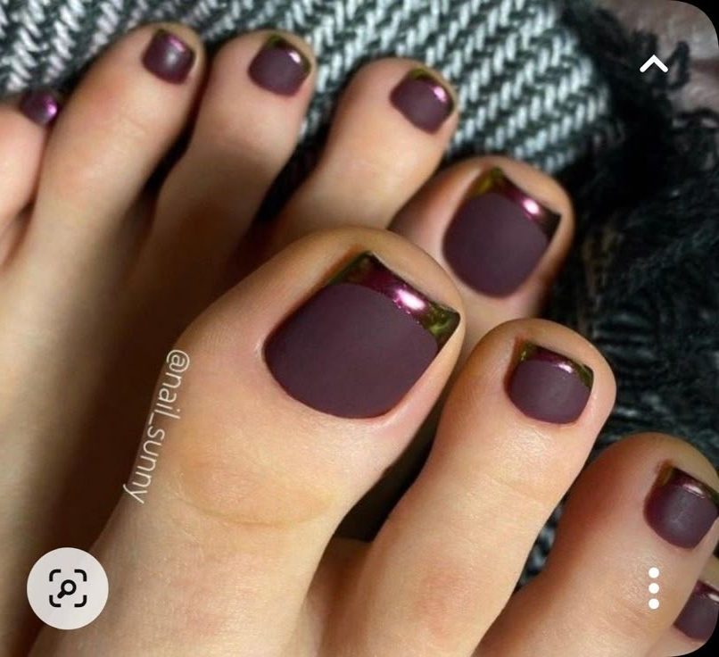 Francesinha vinho tom sobre tom inverno pés